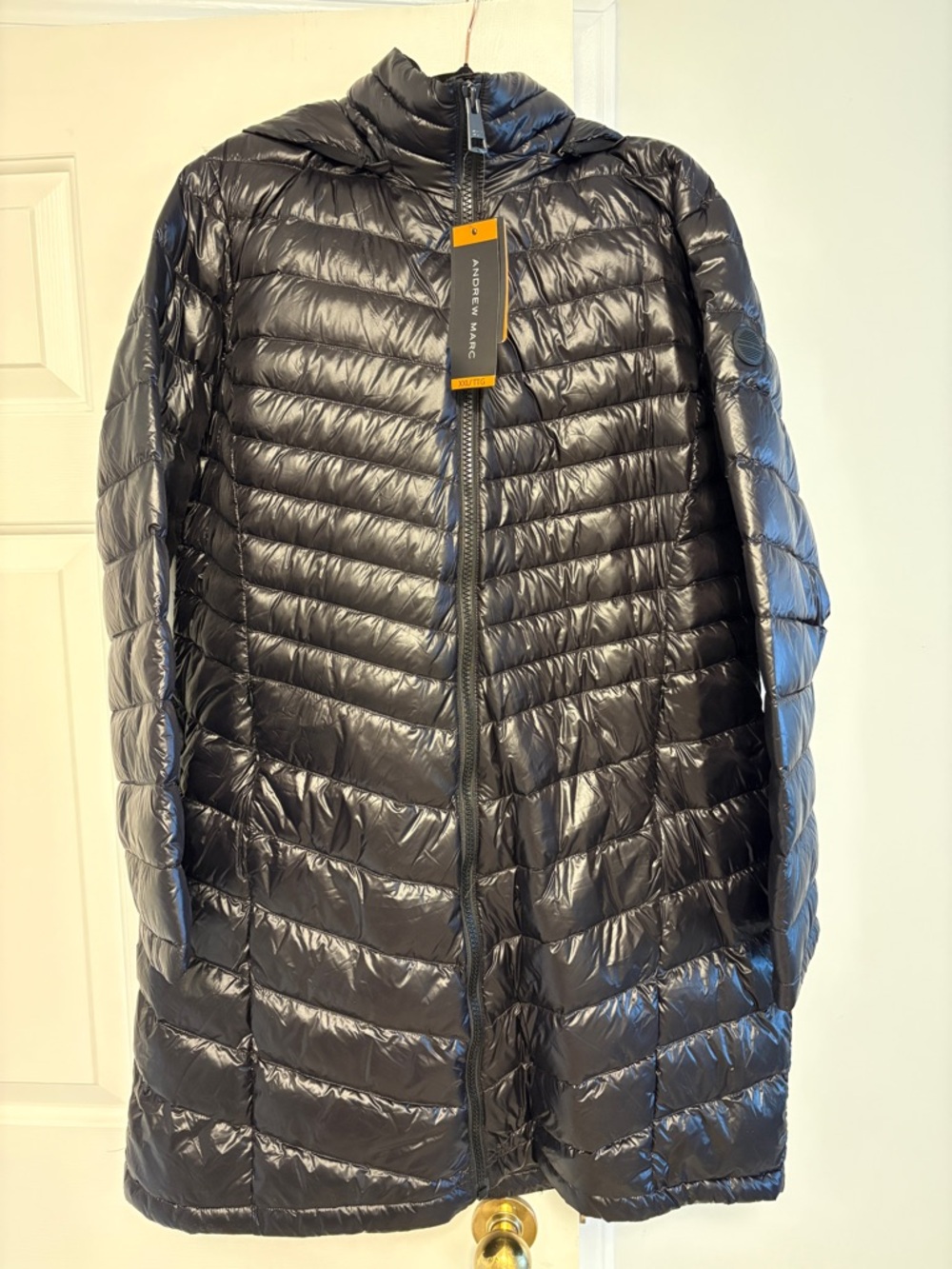 NWT Andrew Marc Black Quilted Hooded Puffer Jacket - packable
